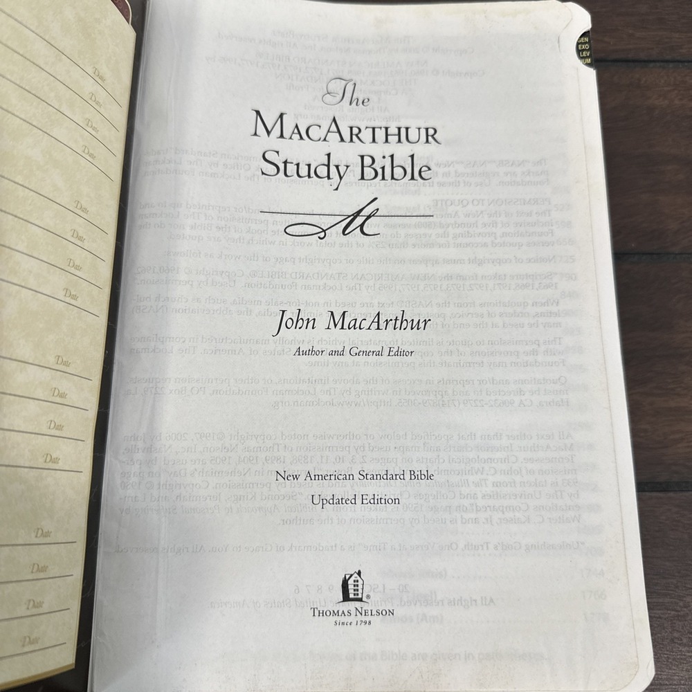 The MacArthur Study Bible New American Standard NASB Updated Edition 2006 Clean
